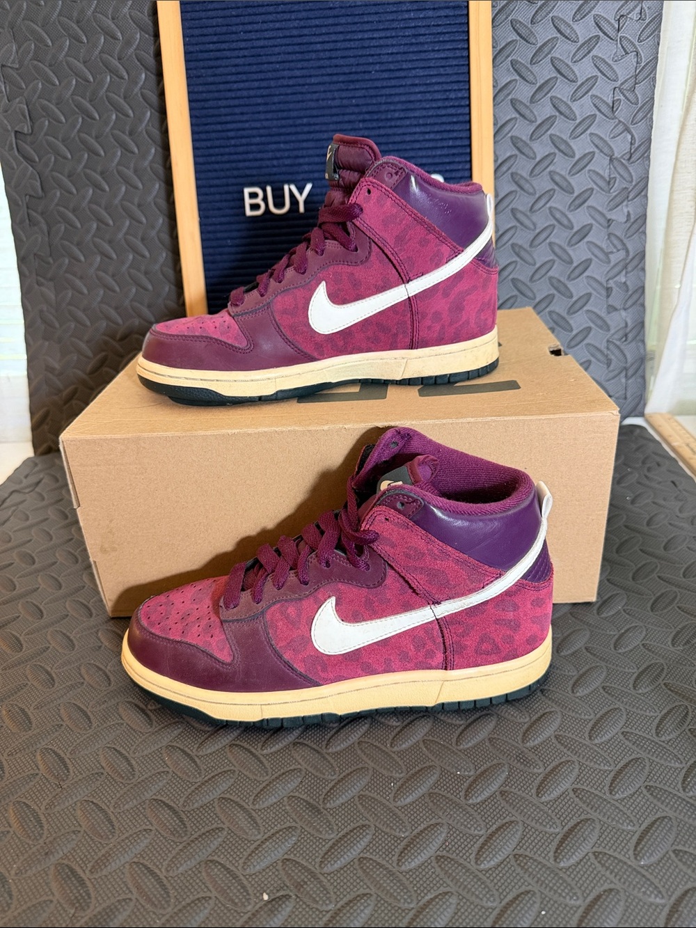 Nike Dunk Hi Bordeaux Leopard Print Retro Sneakers Womens Size 7.5 GUC  (bin#4)